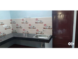 5.86 land with house for sale nearPunnakkamughal ashravam road