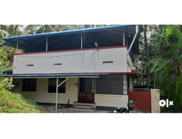 5.86 land with house for sale nearPunnakkamughal ashravam road