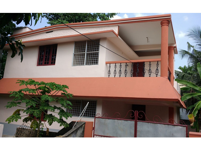 3 Bedroom Independent House On 6 Cent Of Land For Sale In