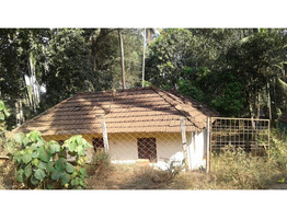 Independent small tiled house in Painkulam