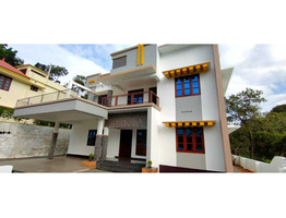 14cent,2200 sq.ft house for sale at Adoor pannivizha Pathanamthitta