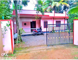 Lorry acessable 18 cent, 3bhk house for sale