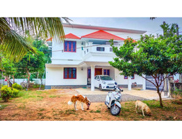 17 CENTS OF LAND AND 5 BHK HOUSE FOR SALE AT THRISSUR