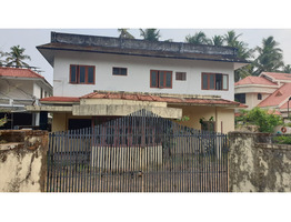 4 Room Building Quarters sale  in podikundu, Kannur, Kerala.