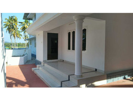 5 cent 1850sqft house for sale at thirrsur