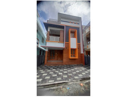 3  1/2 cent land with 1250sqft.house sale at kudamankadavu sankaran nair road