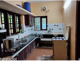 5 BHK Villa in Prime Residential Area in Thiruvalla Town for Sale