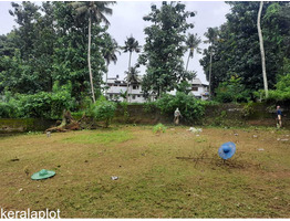 Beautiful Land at Thrikkara ( Kakkanad , Ernakulam ) for constructing Homes, 994728002seven.