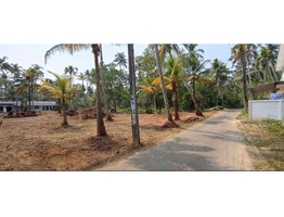 37 cent square plot,kodungallur - gruvayur