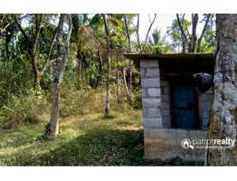 Well maintained 1 acre land for sale in Poothadi @ 35lakh