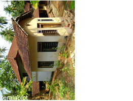 Kerala Traditional home with Land for Sale Near Meppayur Town