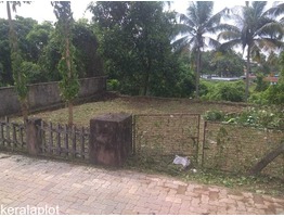 10 cents land sale at  ernakulam Santhigiri