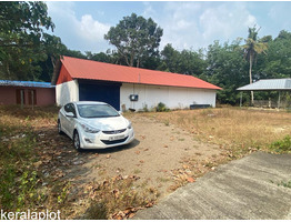 29 CENT LAND WITH 2550SQFT.BUILSING SALE AT daivompady junction changanacherry.