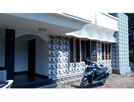 13.5 cents land and 1850 sqft house for sale near Punalur valacode junction in Kollam district