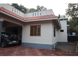 10 cent plot with 3 BHK house for sale at Vandampathal junction ,Mundakkayam, Kottayam