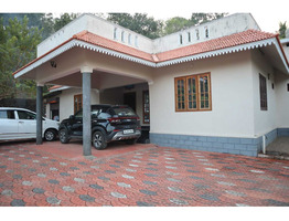 10 cent plot with 3 BHK house for sale at Vandampathal junction ,Mundakkayam, Kottayam