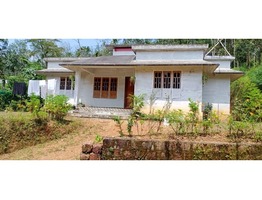 9 cent land with 1000 sqft concrete house for sale in Cheepad Makkiyad Mananthavady area