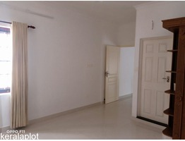 5 BHK 2700 sqft Gated villa in 5.25 Cents for sale at Vennala Ernakulam