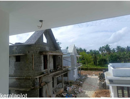 3 cent land with house for sale at Medical collage Ernakulam.