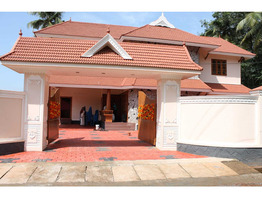 12 cent land with house for sale near pallikkara ernakulam