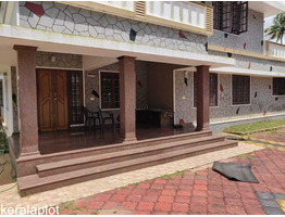 18 cent land 4 bhk house for sale at Thiruvaniyoor Ernakulam