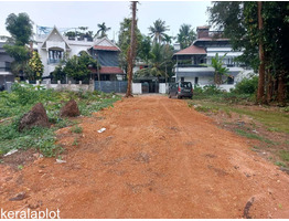 16 Cent Land For Sale Near by  Maradu ABAD NUCLEUS MALL