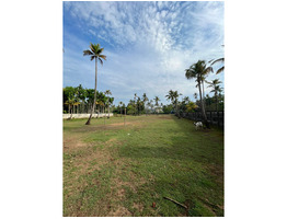 House Plots For Sale Near by kodungallur,Thiruvanchikulam Al Ameen school