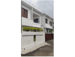 5 Cent Land with 2170 Sqft Villa for sale near by Thiruvankulam