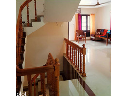 Luxurious 5-Bedroom Villa for Rent in Puthanangadi, Near Cherthala