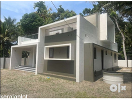 9 Cent Land With 2050 Sqft House For sale Kolabhagom