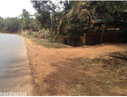 10 cents East facing rectangular plot for sale at Manantheri road side, Chittariparamba