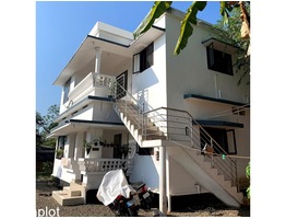 4BHK House in 9 Cents for sale at Ettumanoor,Kottayam