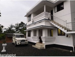 4BHK House in 9 Cents for sale at Ettumanoor,Kottayam