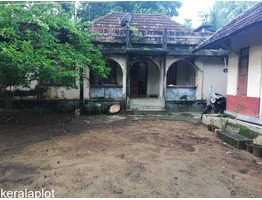 20 cents land with old house for sale near kudamaloor,chamathra  junction in kottayam district