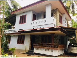 Beautiful 4bhk whith 4 bathrooms for sale near guruvayur