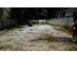 5 Cents almost square plot in Kandiyoor Thekkenada Maveliara for urgent sale